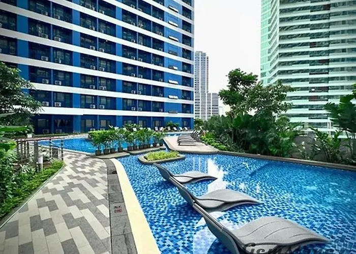 New Cozy Gold Themed - Makati Cbd Getaway Manila